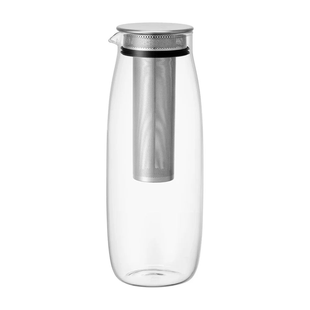 cold brew jar in glass and stainless steel by kinto