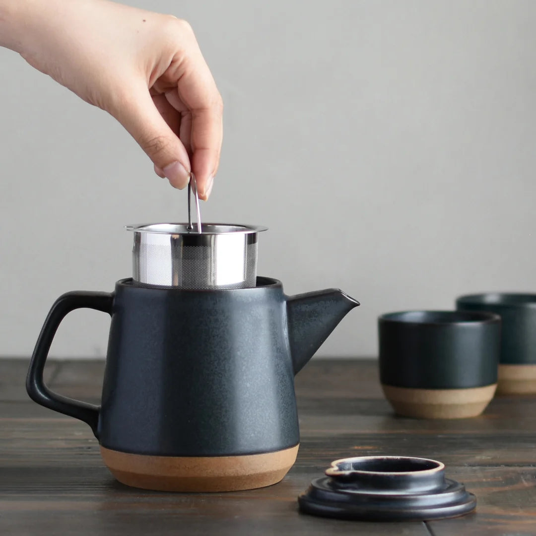 kinto teapot in black